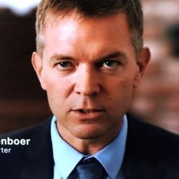 Brent Schrotenboer