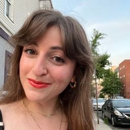 Julia Reinstein